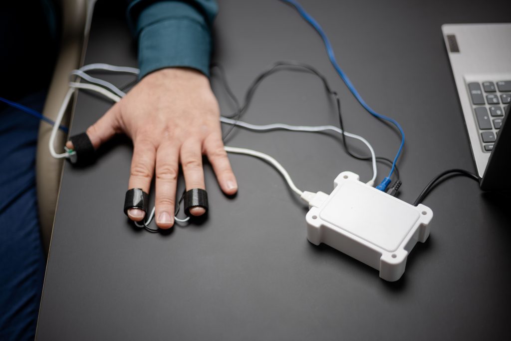 Tricking the lie detector